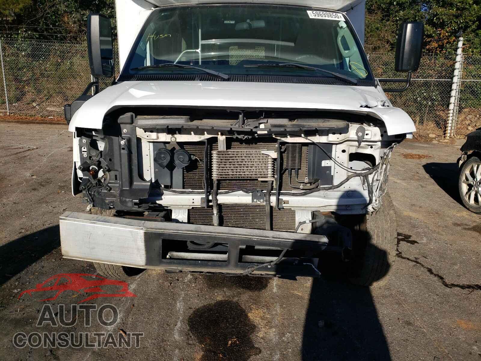 FORD ECONOLINE 2017 - 1FDEE3FSXHDC37712