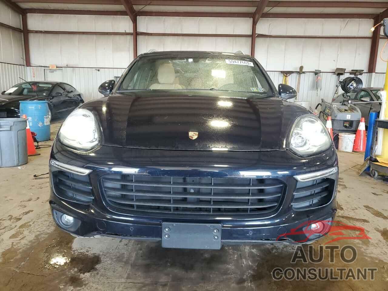 PORSCHE CAYENNE 2016 - WP1AA2A29GLA09185