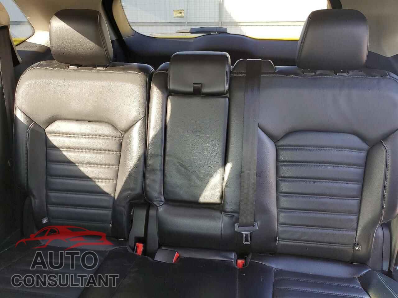 FORD EDGE 2018 - 2FMPK4J83JBB15837