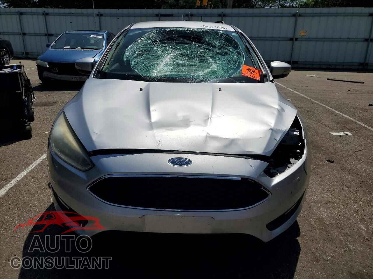 FORD FOCUS 2015 - 1FADP3F25FL373961