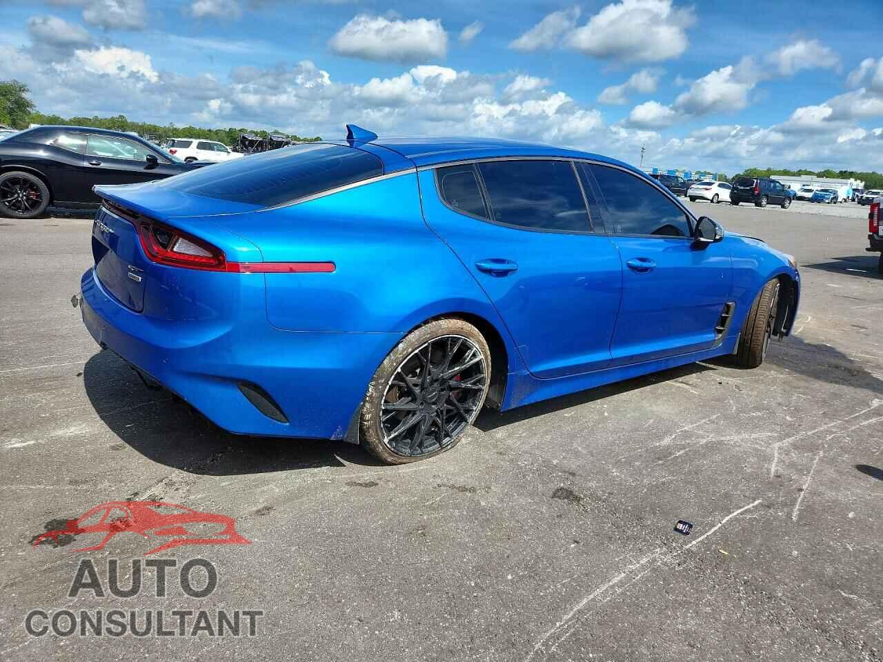 KIA STINGER 2018 - KNAE35LC7J6027644