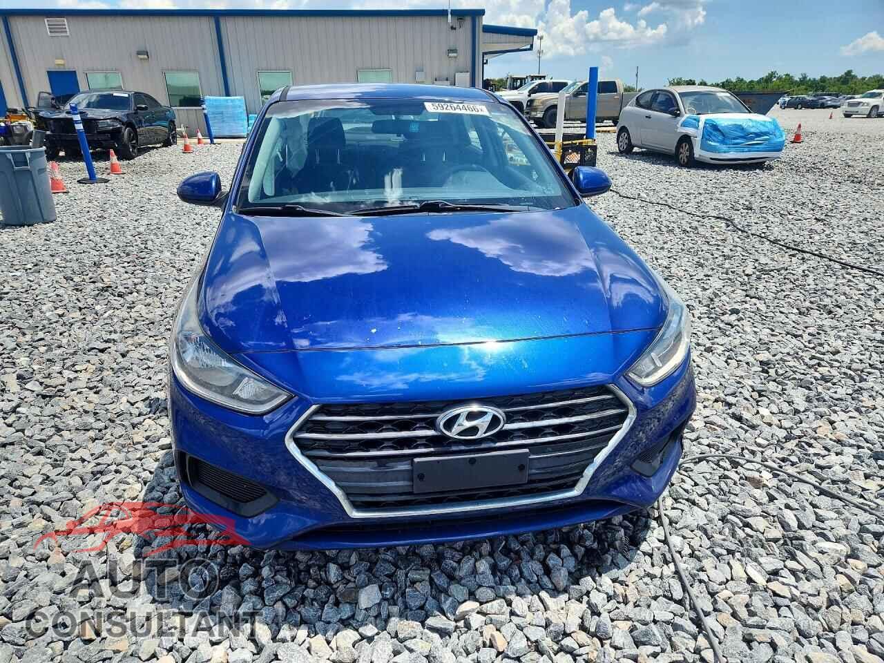HYUNDAI ACCENT 2018 - 3KPC24A33JE032604