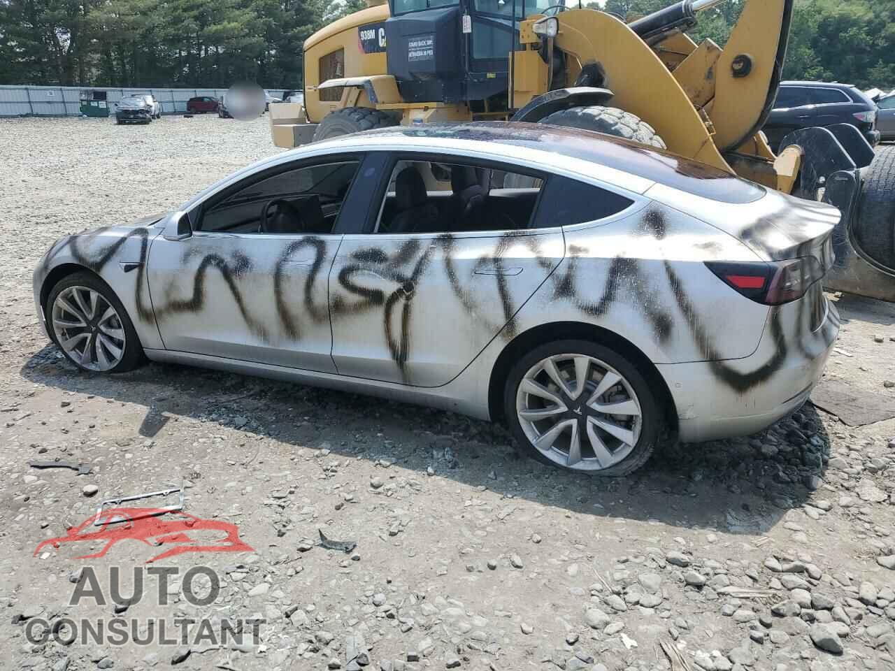 TESLA MODEL 3 2018 - 5YJ3E1EA4JF037271