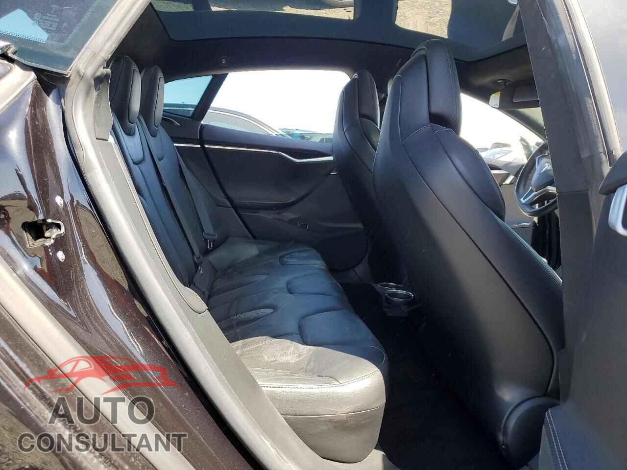 TESLA MODEL S 2017 - 5YJSA1E11HF188330