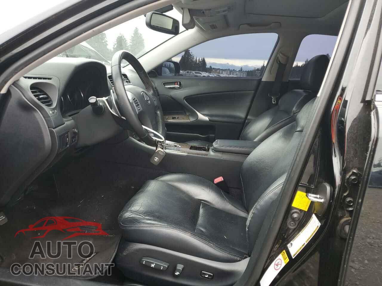 LEXUS IS 2012 - JTHCF5C23C5058602