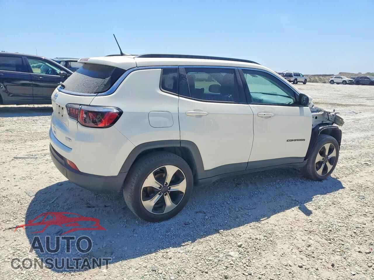 JEEP COMPASS 2018 - 3C4NJDBB1JT402414