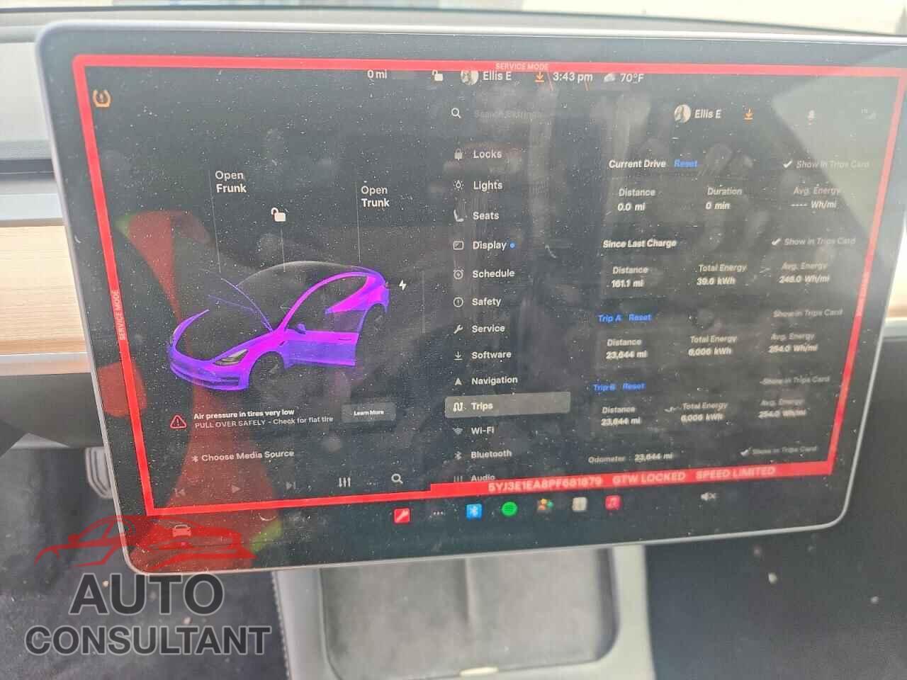 TESLA MODEL 3 2023 - 5YJ3E1EA8PF681879