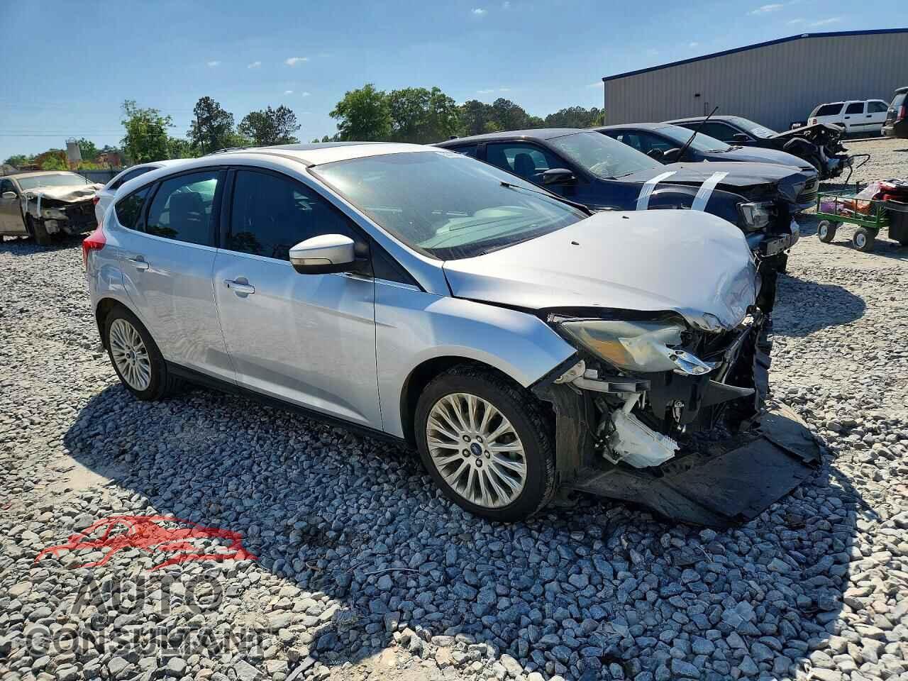 FORD FOCUS 2012 - 1FAHP3N28CL352181