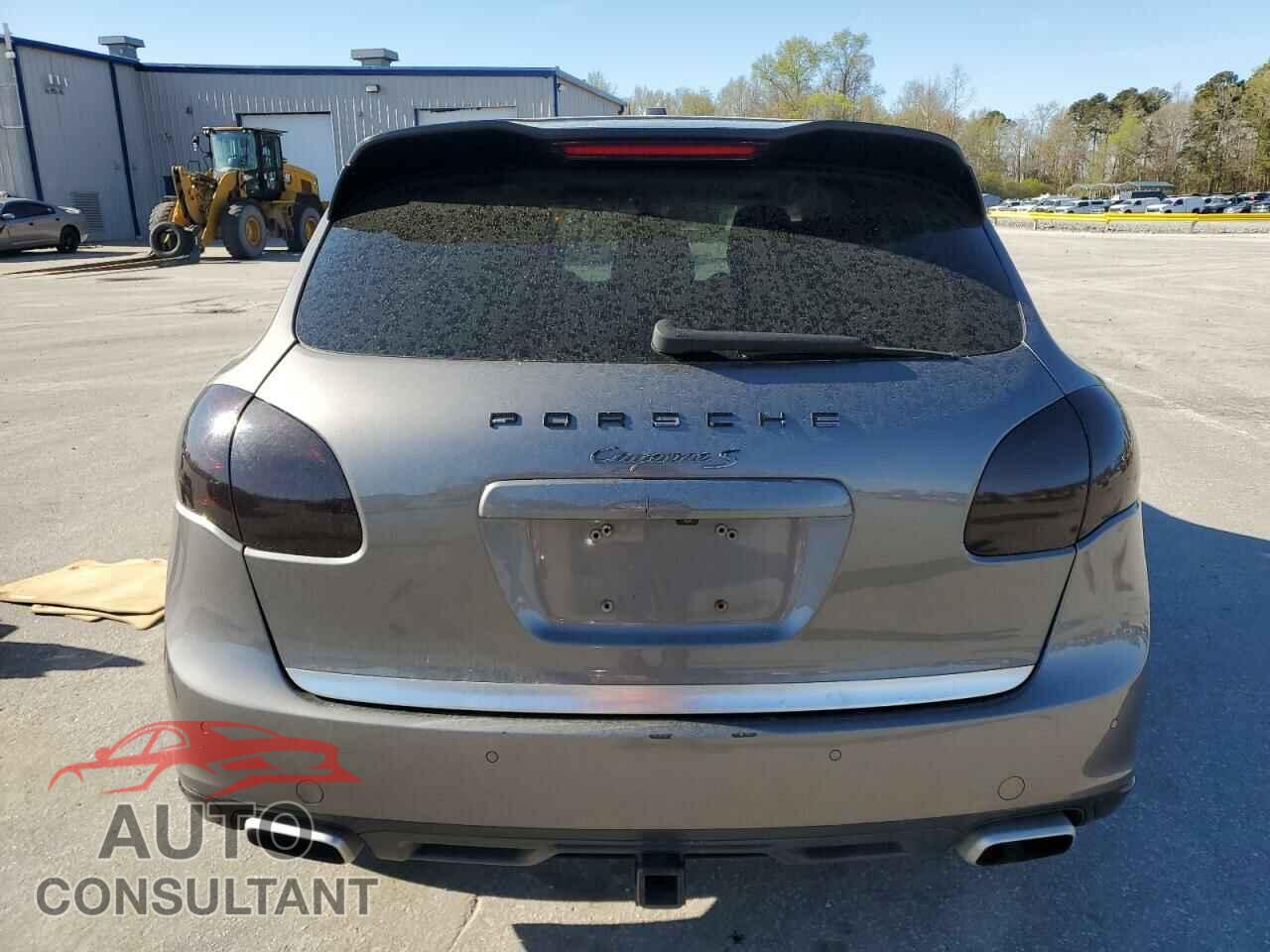PORSCHE CAYENNE 2011 - WP1AB2A25BLA44568
