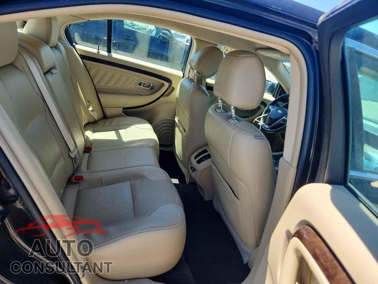 FORD TAURUS 2014 - 1FAHP2F82EG171991