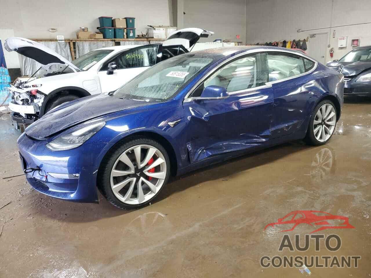 TESLA MODEL 3 2018 - 5YJ3E1EB3JF055673