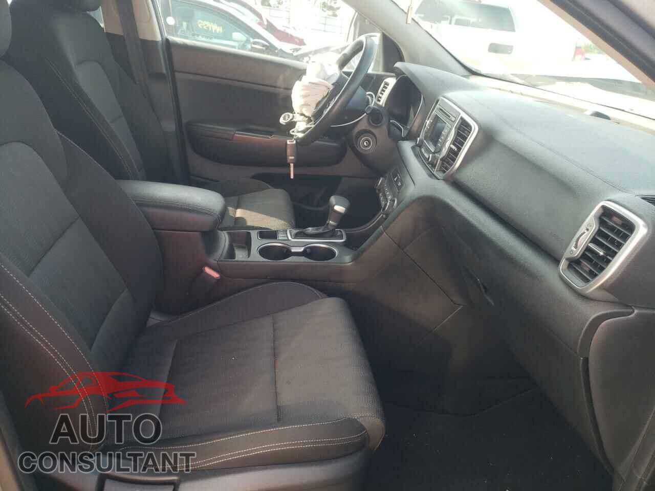 KIA SPORTAGE 2017 - KNDPMCAC2H7224175