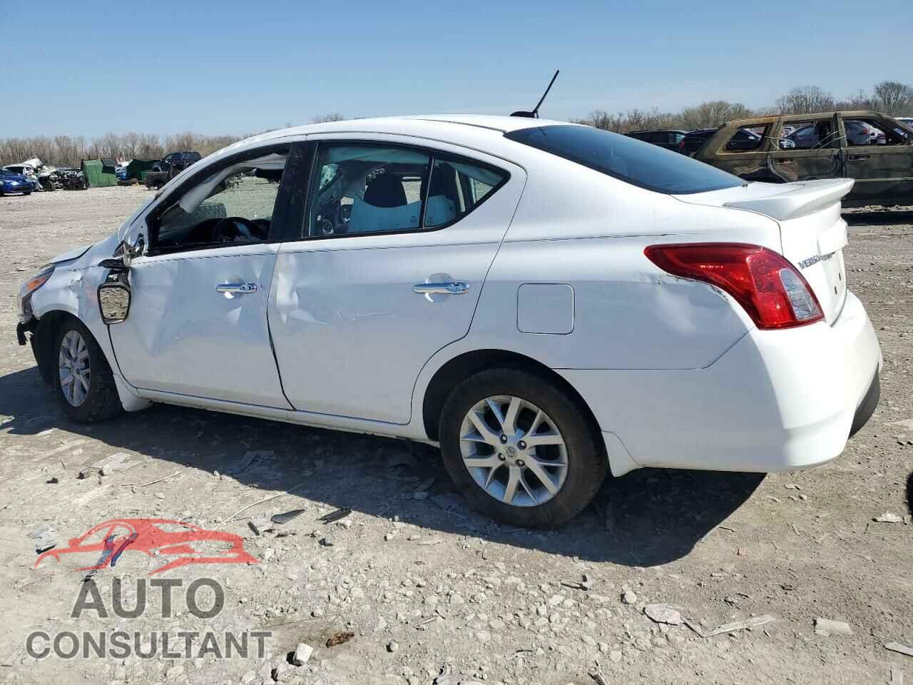 NISSAN VERSA 2019 - 3N1CN7AP3KL800240