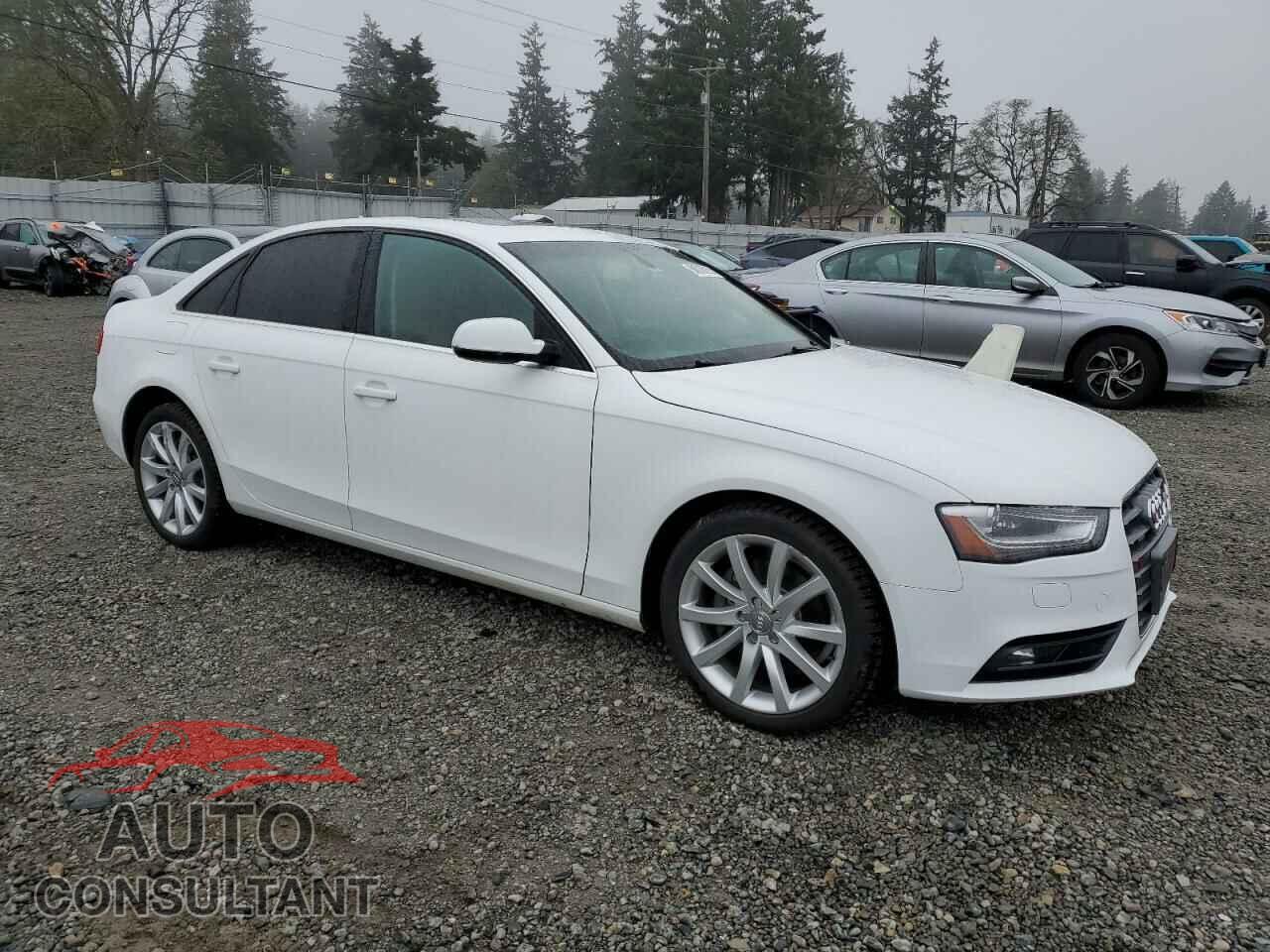AUDI A4 2013 - WAUKFCFL1DA178779