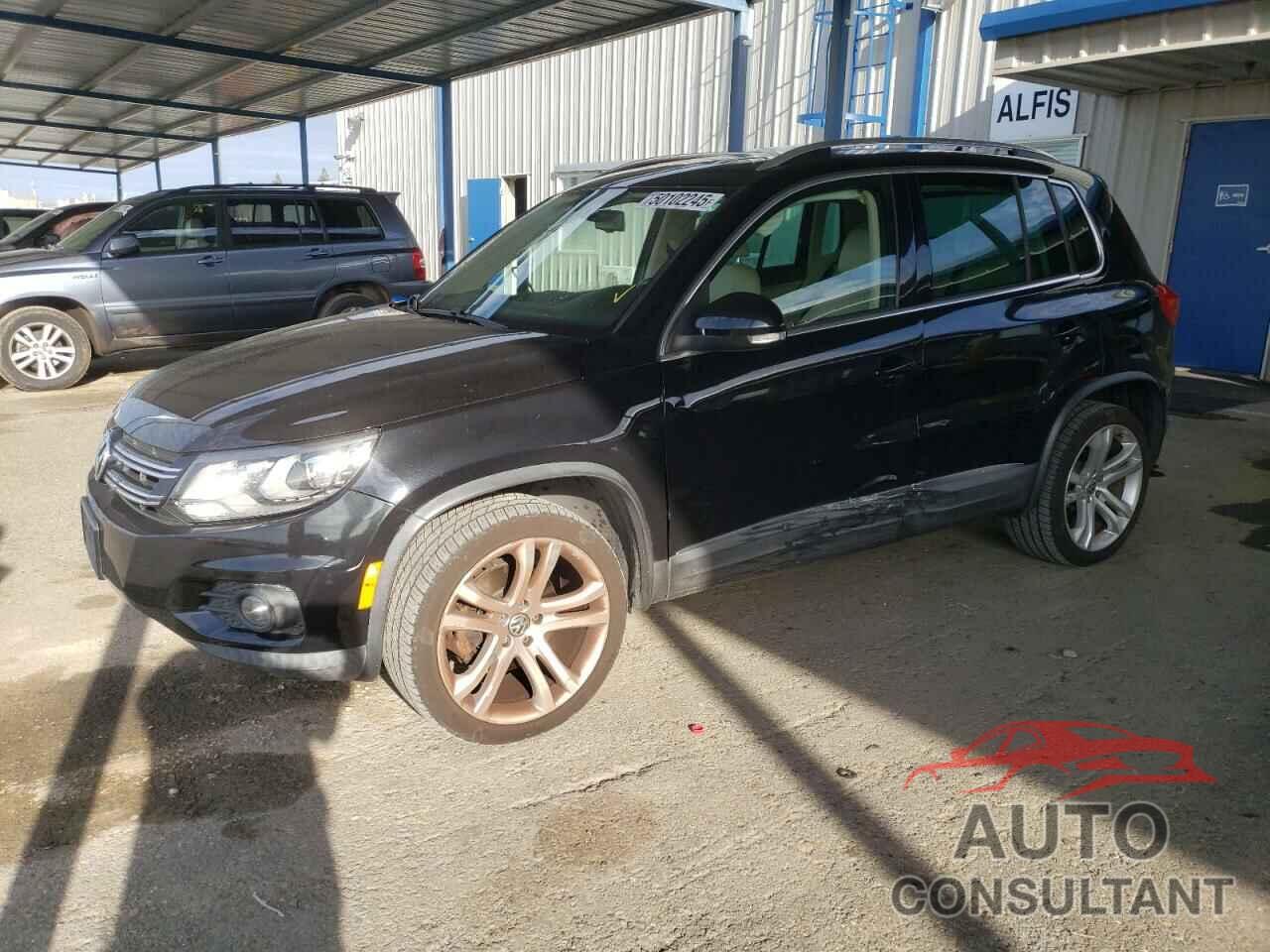 VOLKSWAGEN TIGUAN 2013 - WVGBV7AX4DW524197