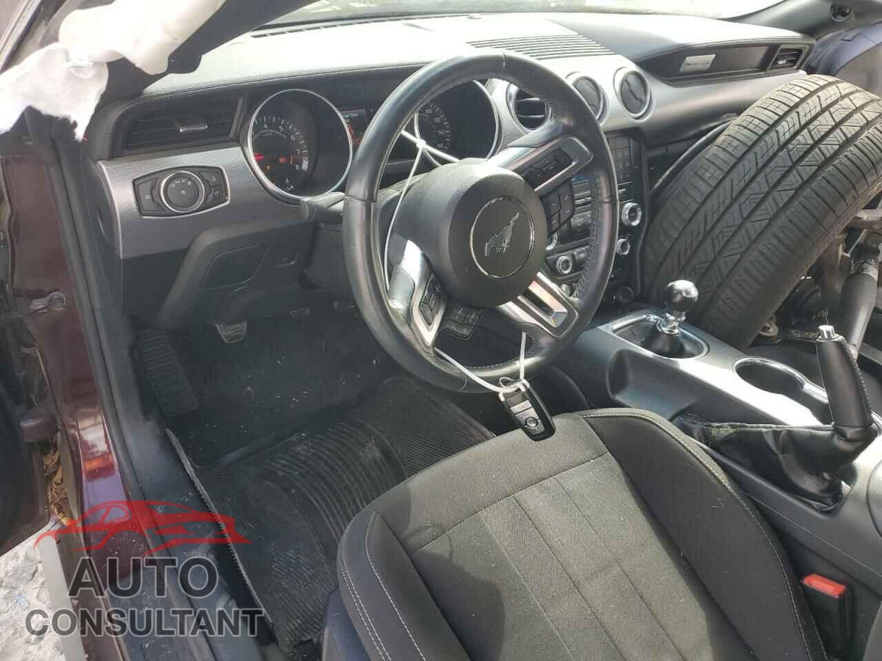 FORD MUSTANG 2018 - 1FA6P8CF3J5116307