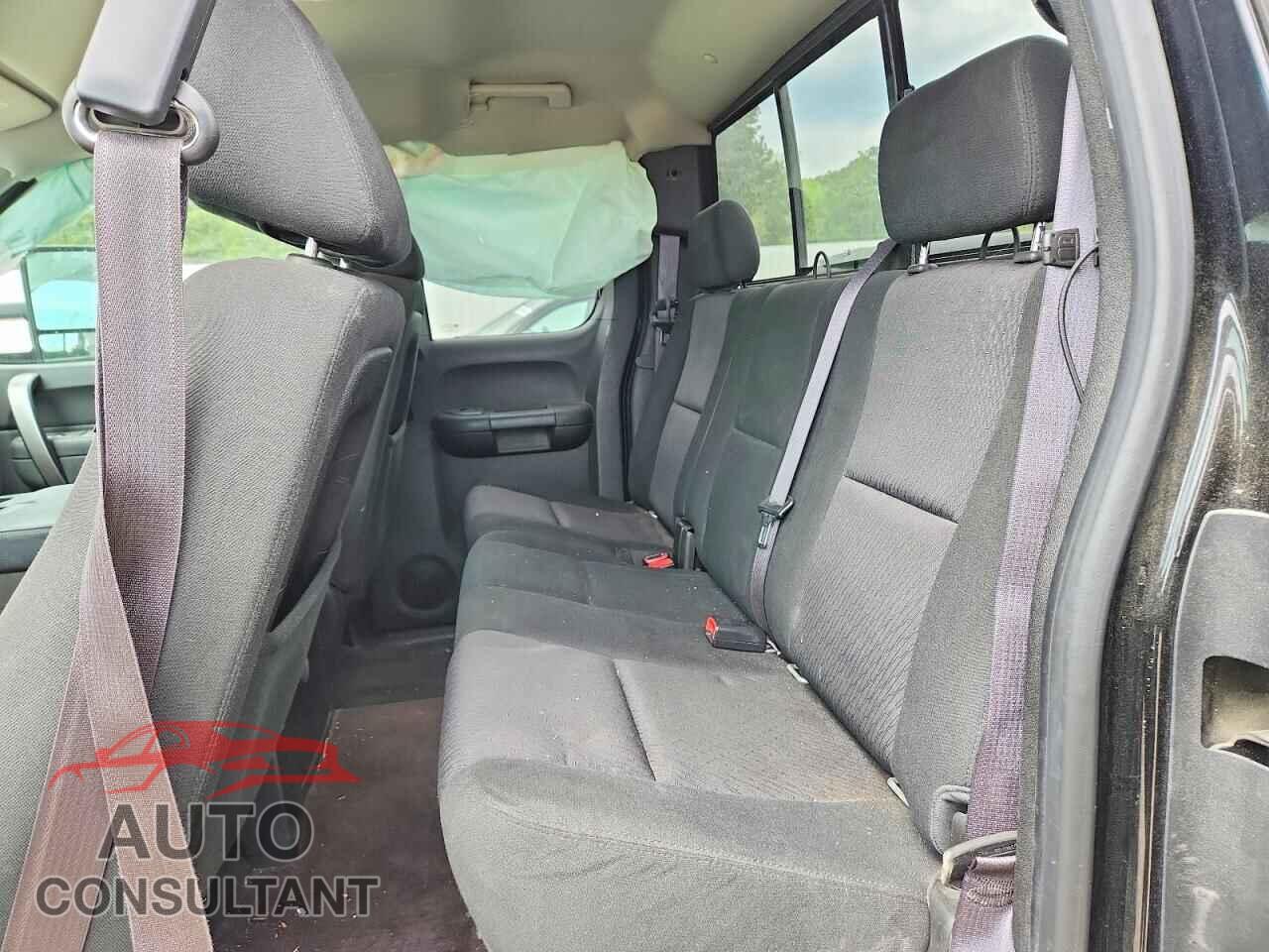 CHEVROLET SILVERADO 2013 - 1GCRKSE74DZ208564