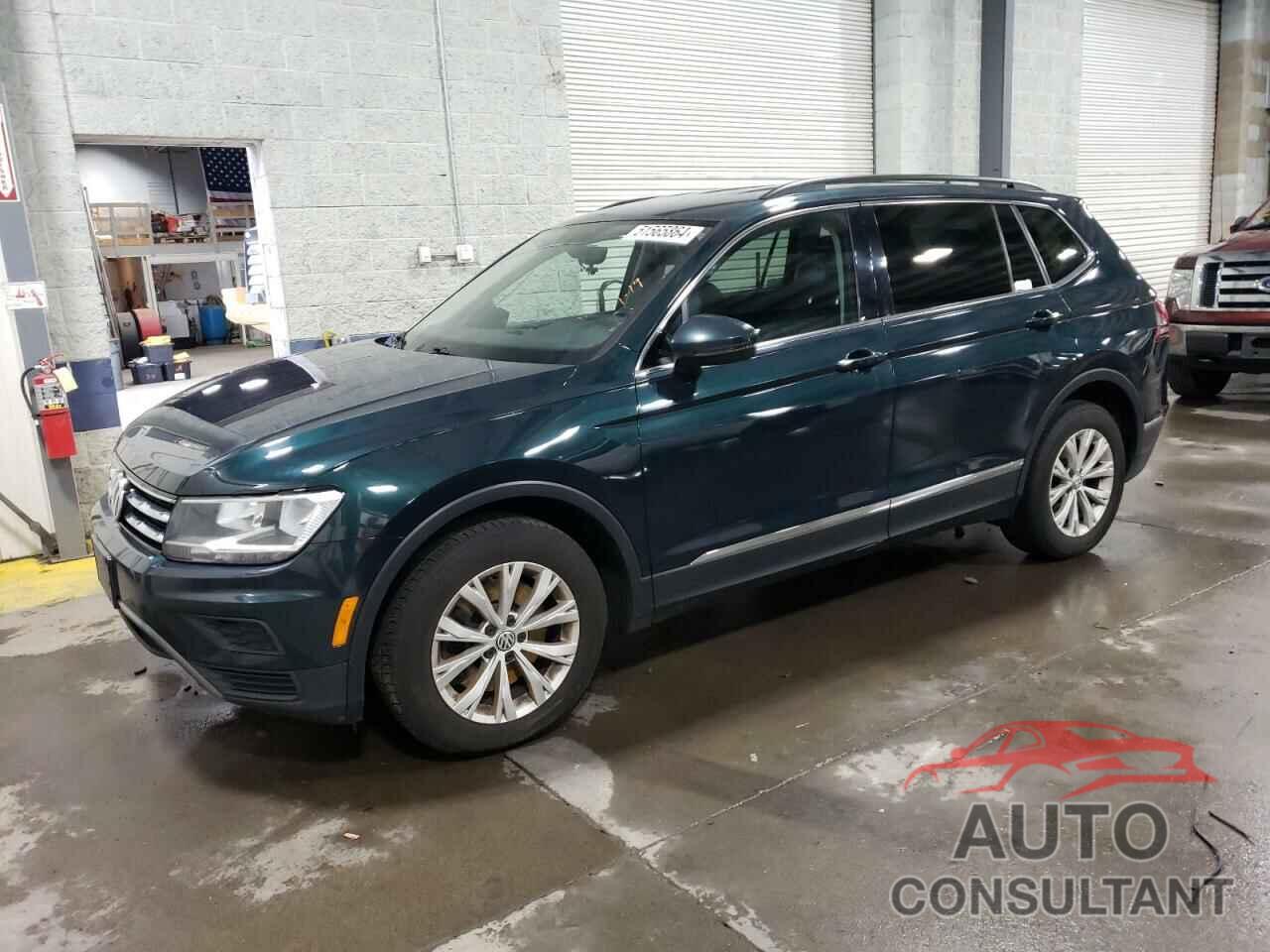 VOLKSWAGEN TIGUAN 2018 - 3VV2B7AX5JM180289