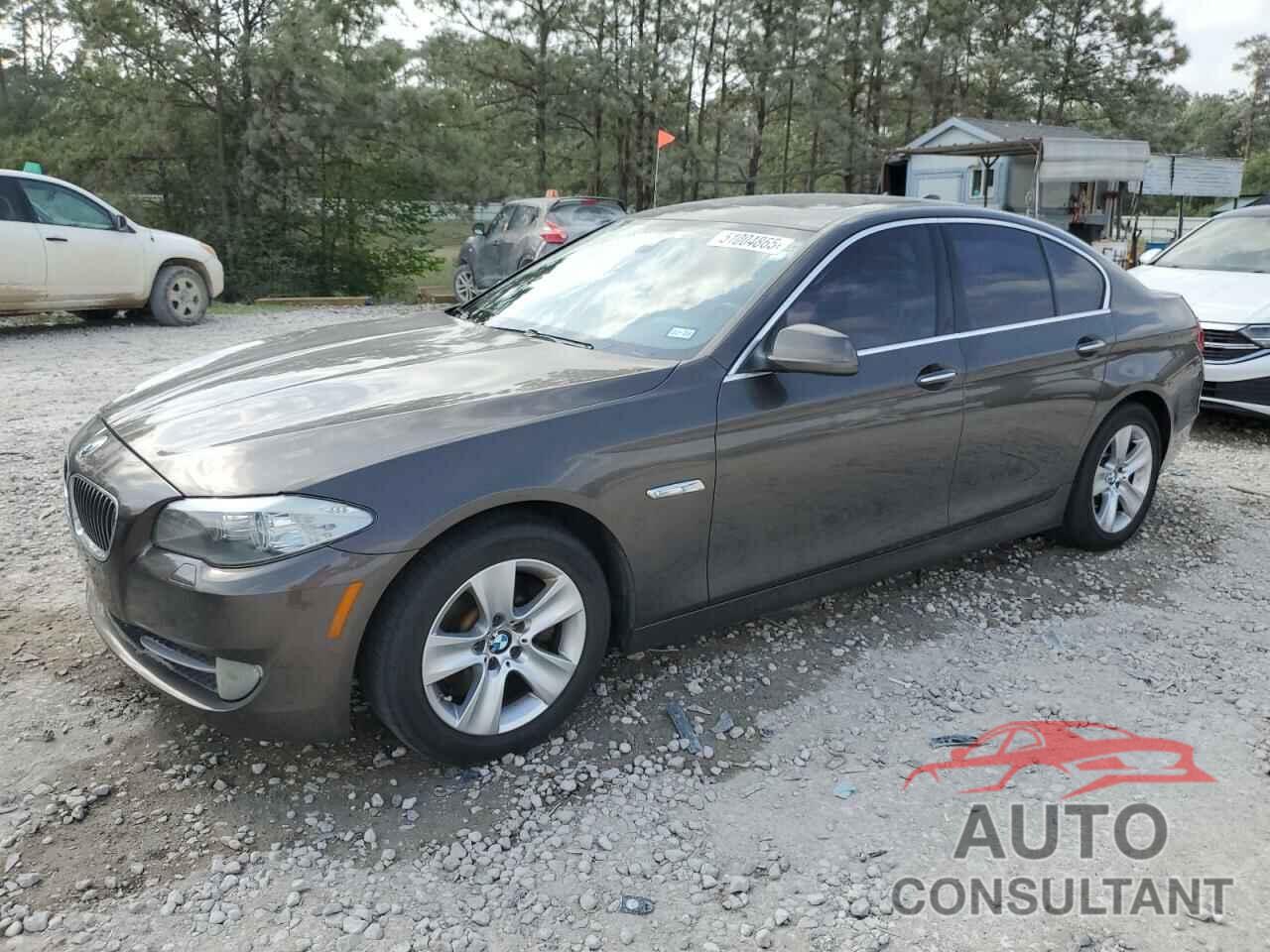 BMW 5 SERIES 2011 - WBAFR1C58BDS35655
