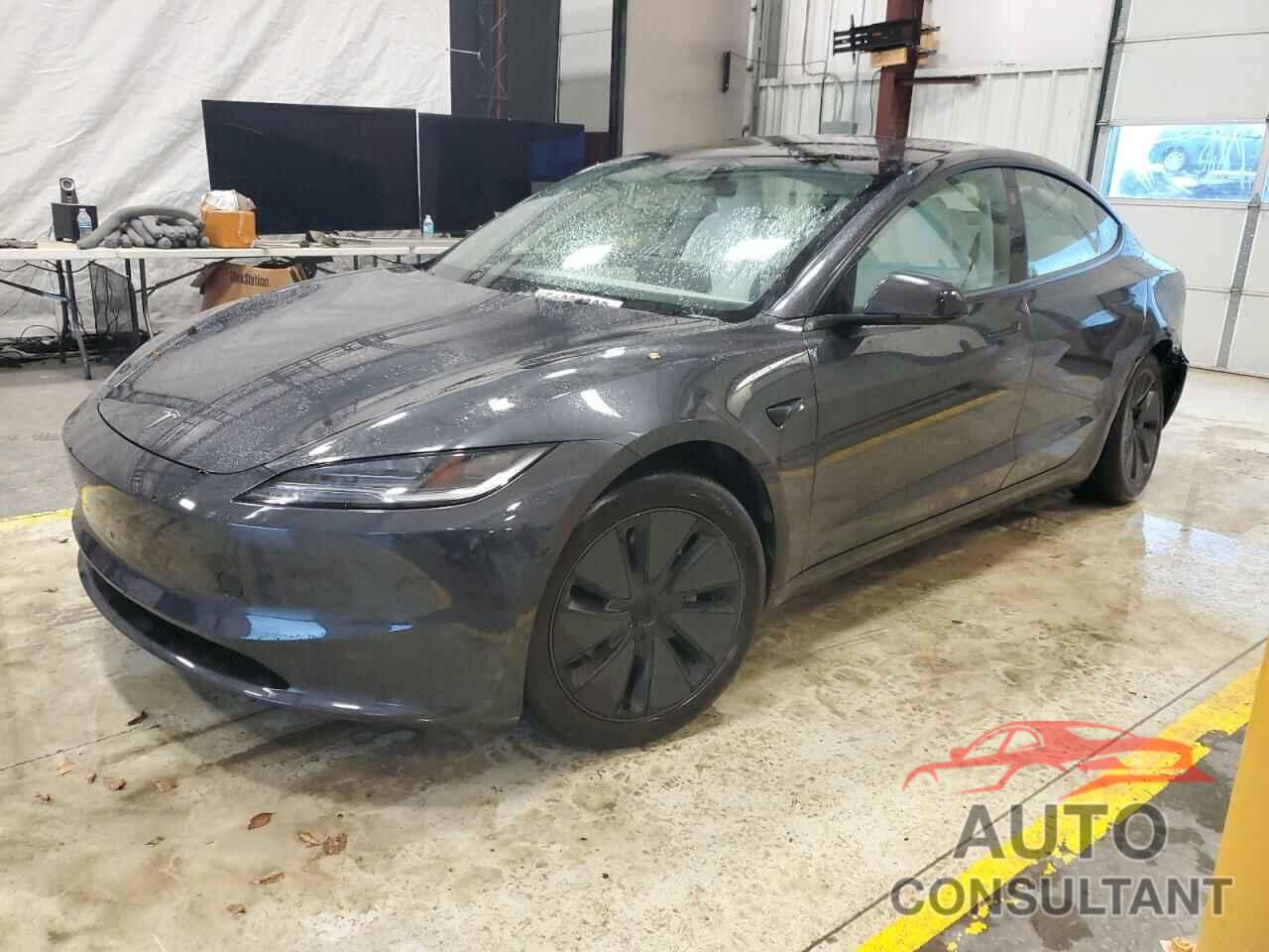 TESLA MODEL 3 2024 - 5YJ3E1EA9RF826639