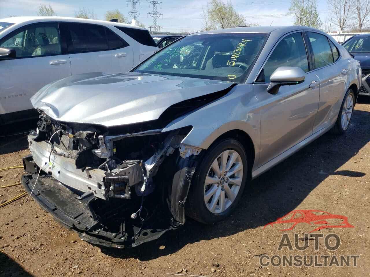 TOYOTA CAMRY 2018 - 4T1B11HK7JU110387