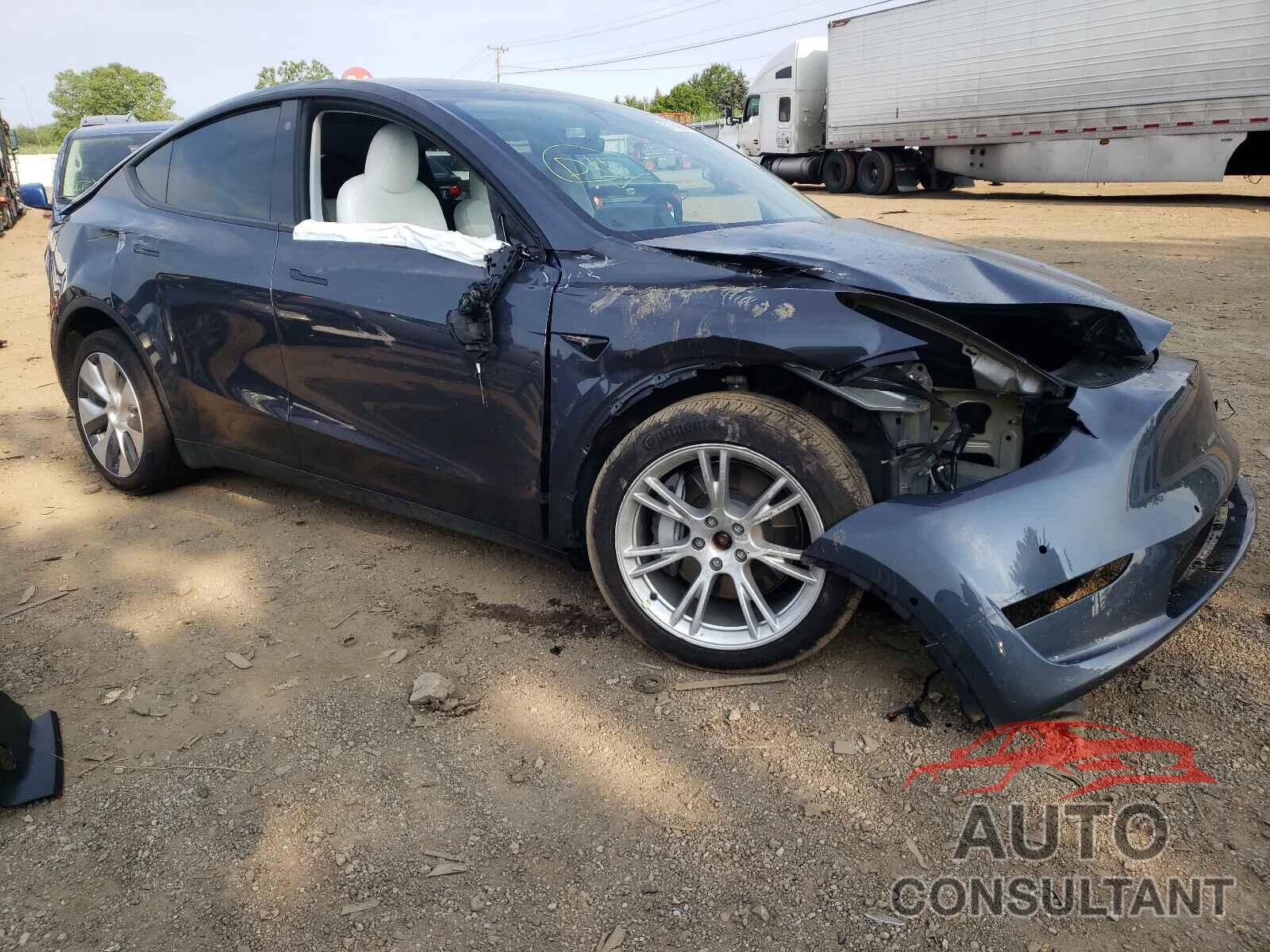TESLA MODEL Y 2021 - 5YJYGDEE2MF107018