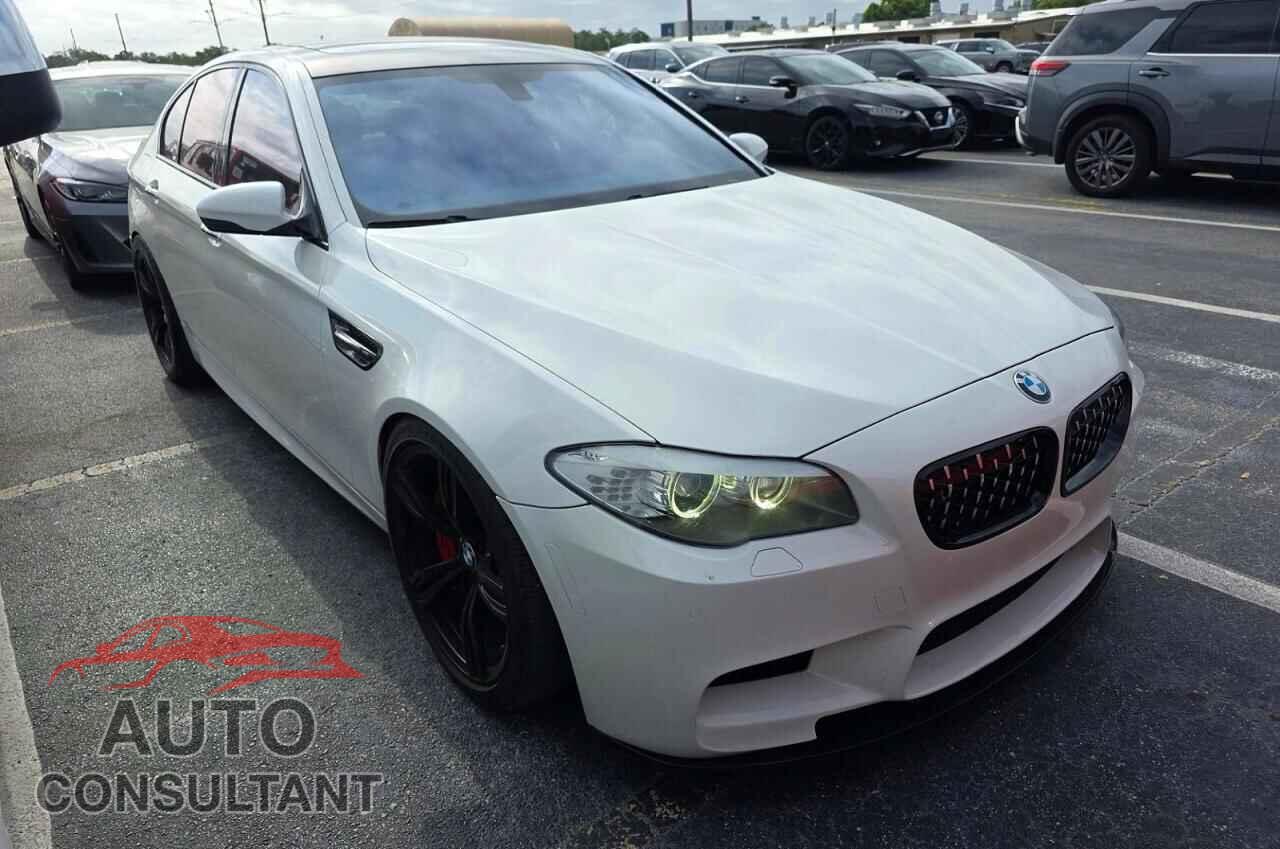 BMW M5 2013 - WBSFV9C51DC772673