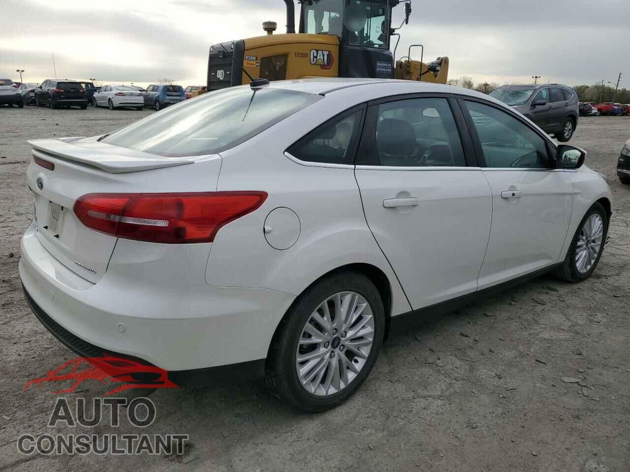 FORD FOCUS 2018 - 1FADP3J22JL215447