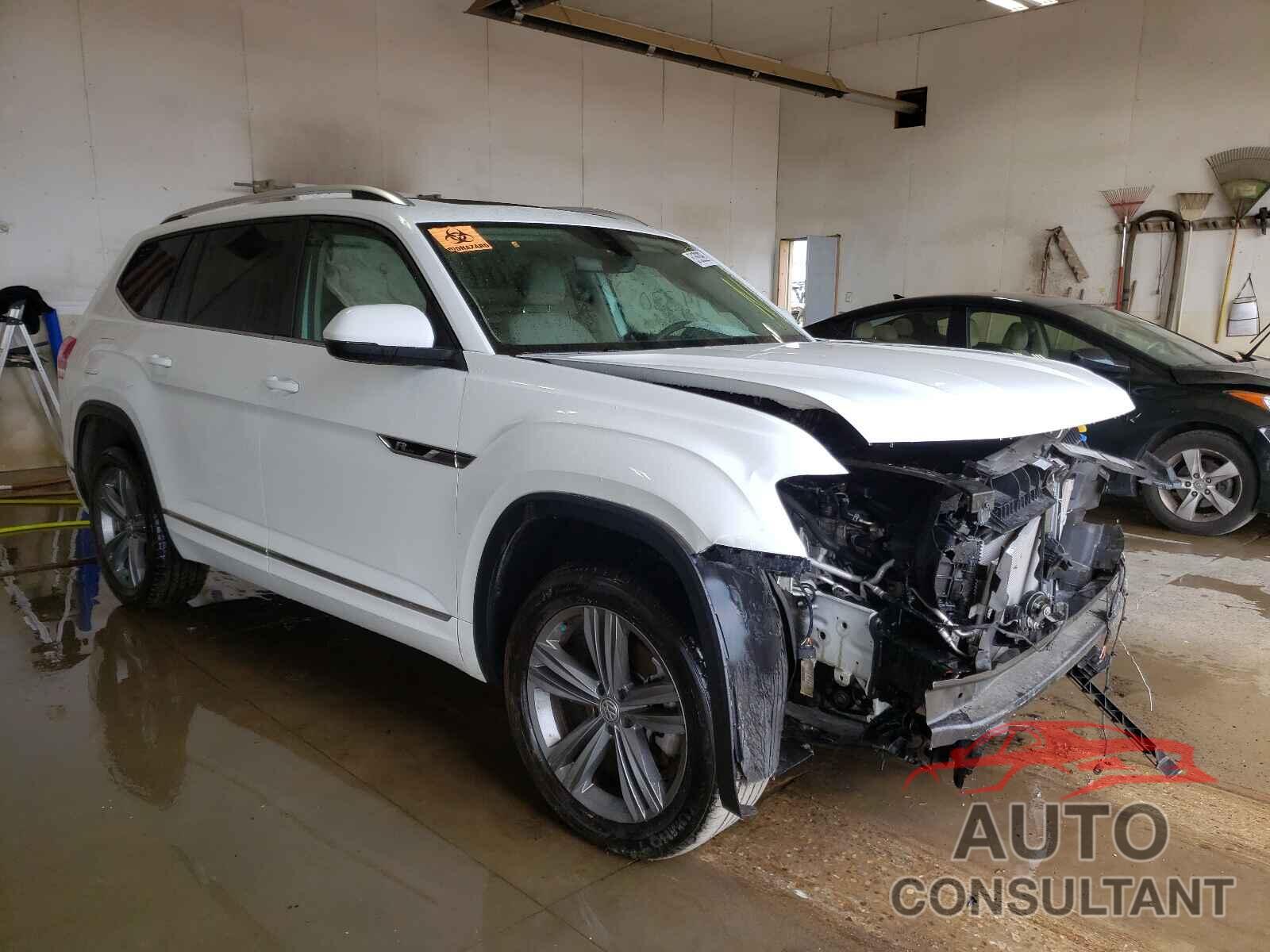 VOLKSWAGEN ATLAS 2019 - 1V2XR2CA8KC621541