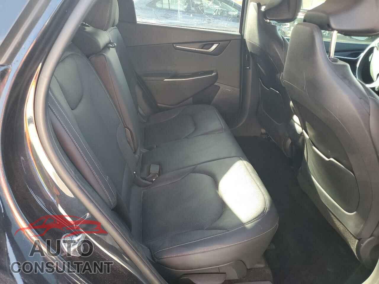 KIA EV6 LIGHT 2023 - KNDC3DLC8P5092361