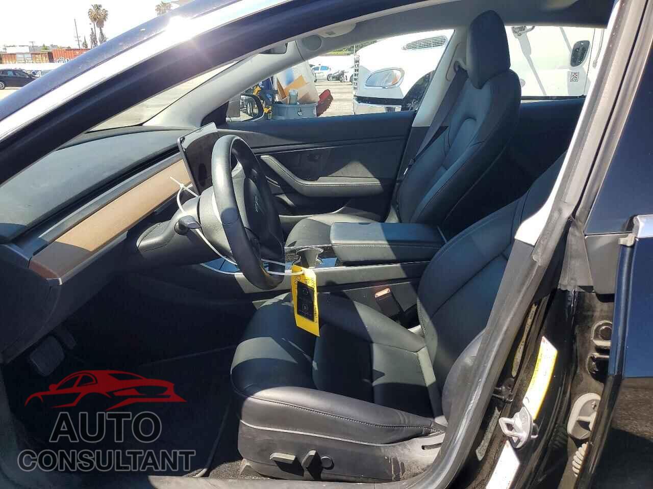 TESLA MODEL 3 2018 - 5YJ3E1EA0JF058294