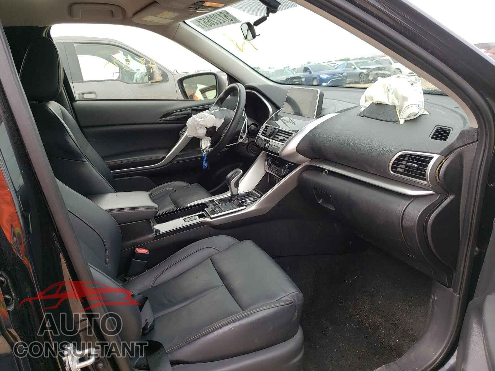 MITSUBISHI ECLIPSE 2019 - JA4AT5AA7KZ021954