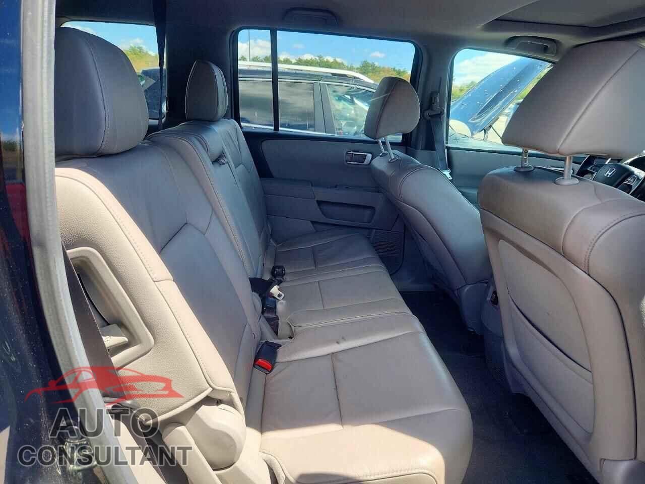 HONDA PILOT 2014 - 5FNYF4H58EB041476