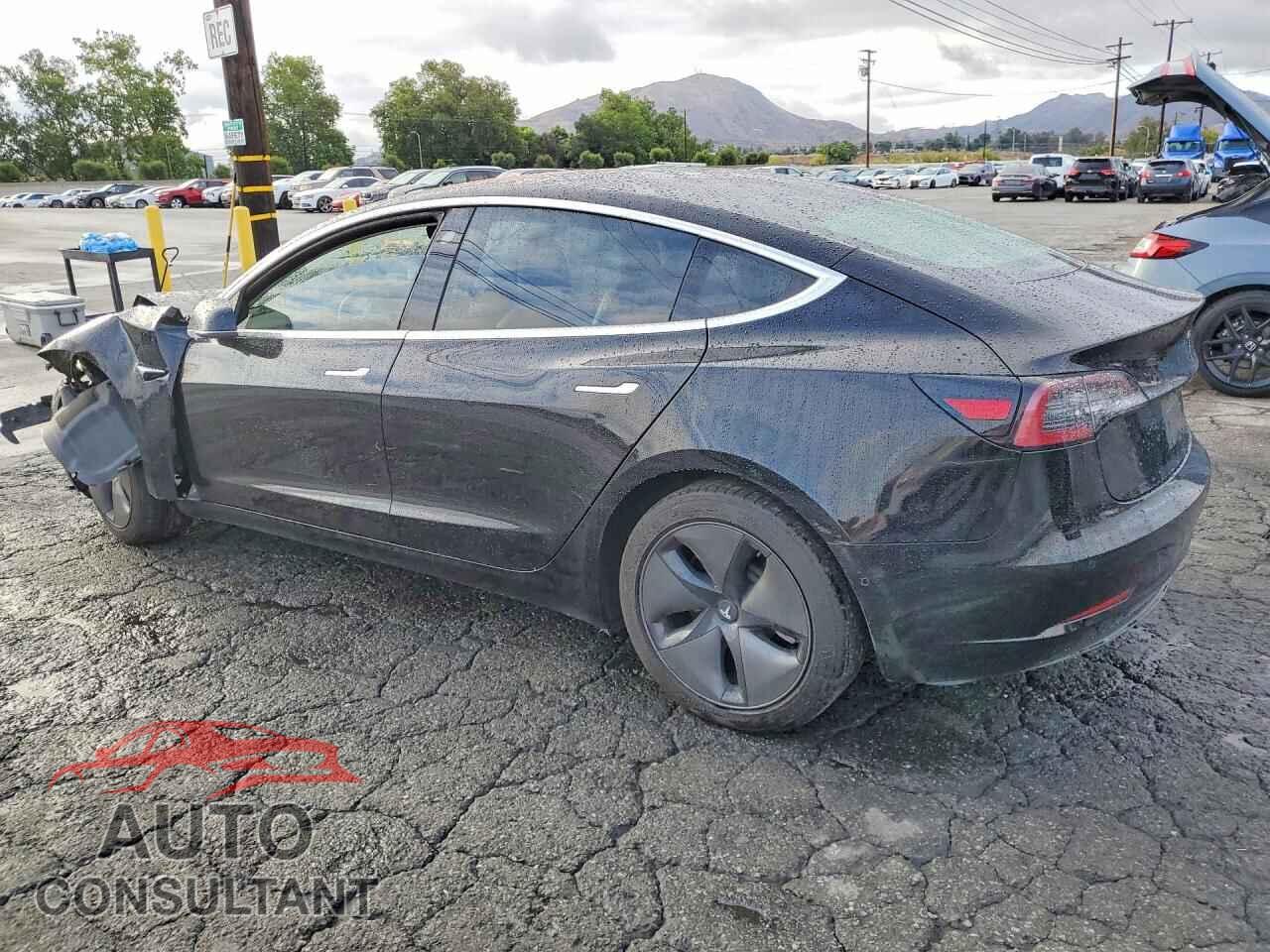 TESLA MODEL 3 2018 - 5YJ3E1EA9JF156353