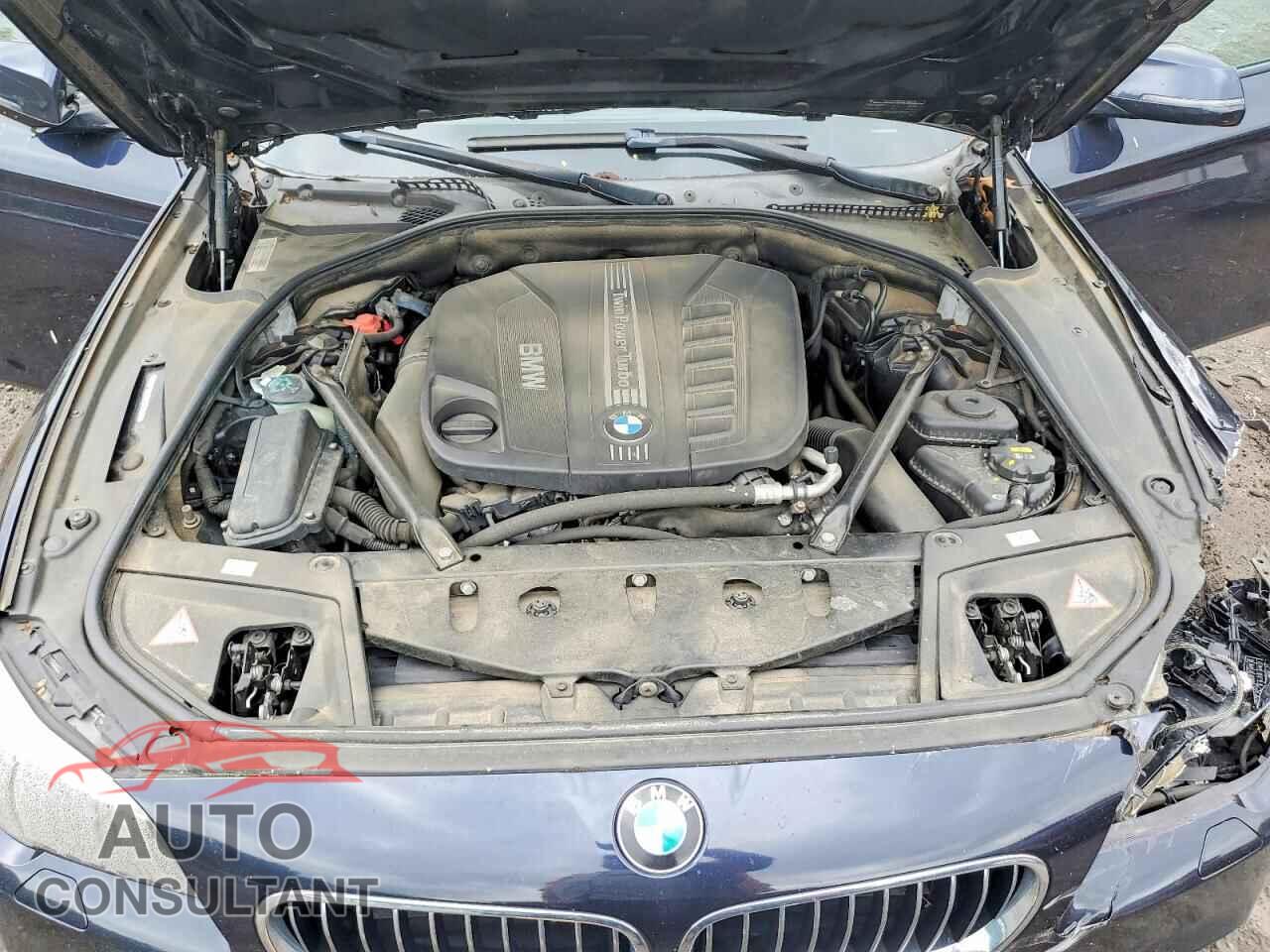 BMW 5 SERIES 2015 - WBAFV3C56FD687049