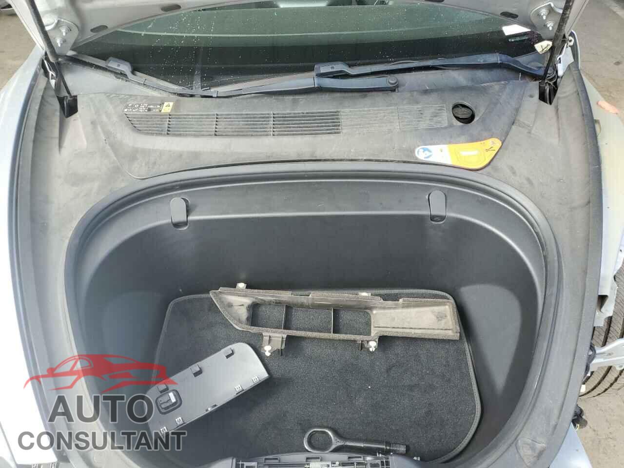 TESLA MODEL 3 2018 - 5YJ3E1EA2JF017925