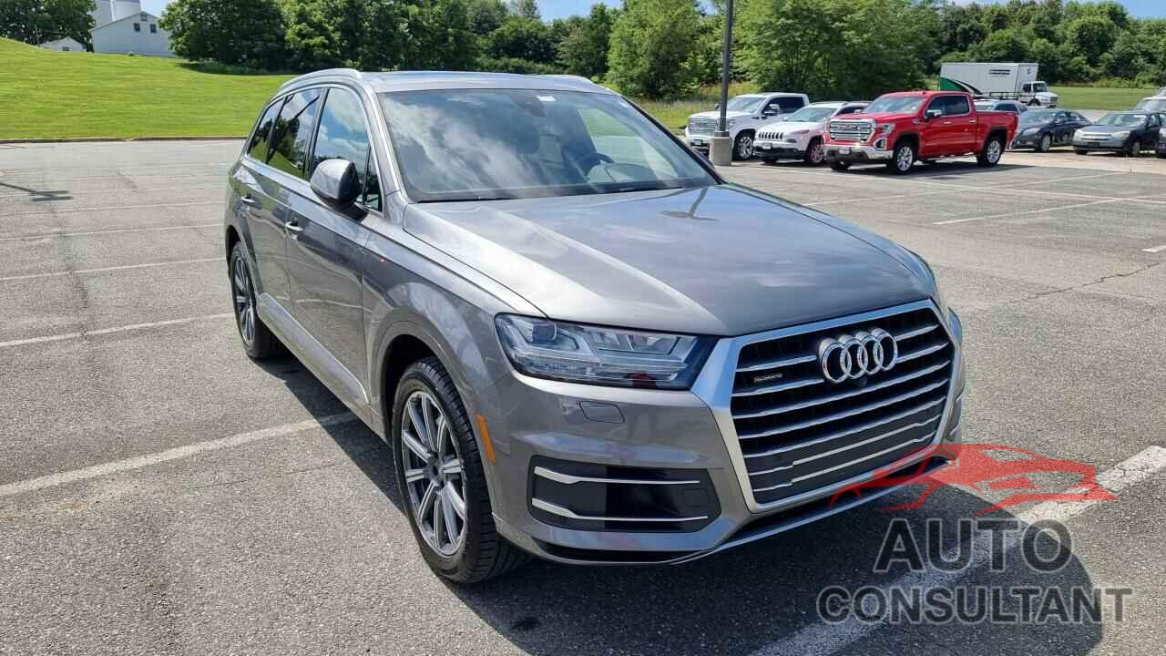 AUDI Q7 2017 - WA1LAAF71HD021796