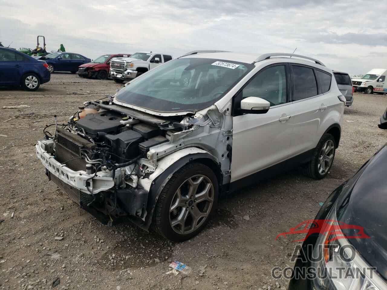 FORD ESCAPE 2017 - 1FMCU0J97HUA75518