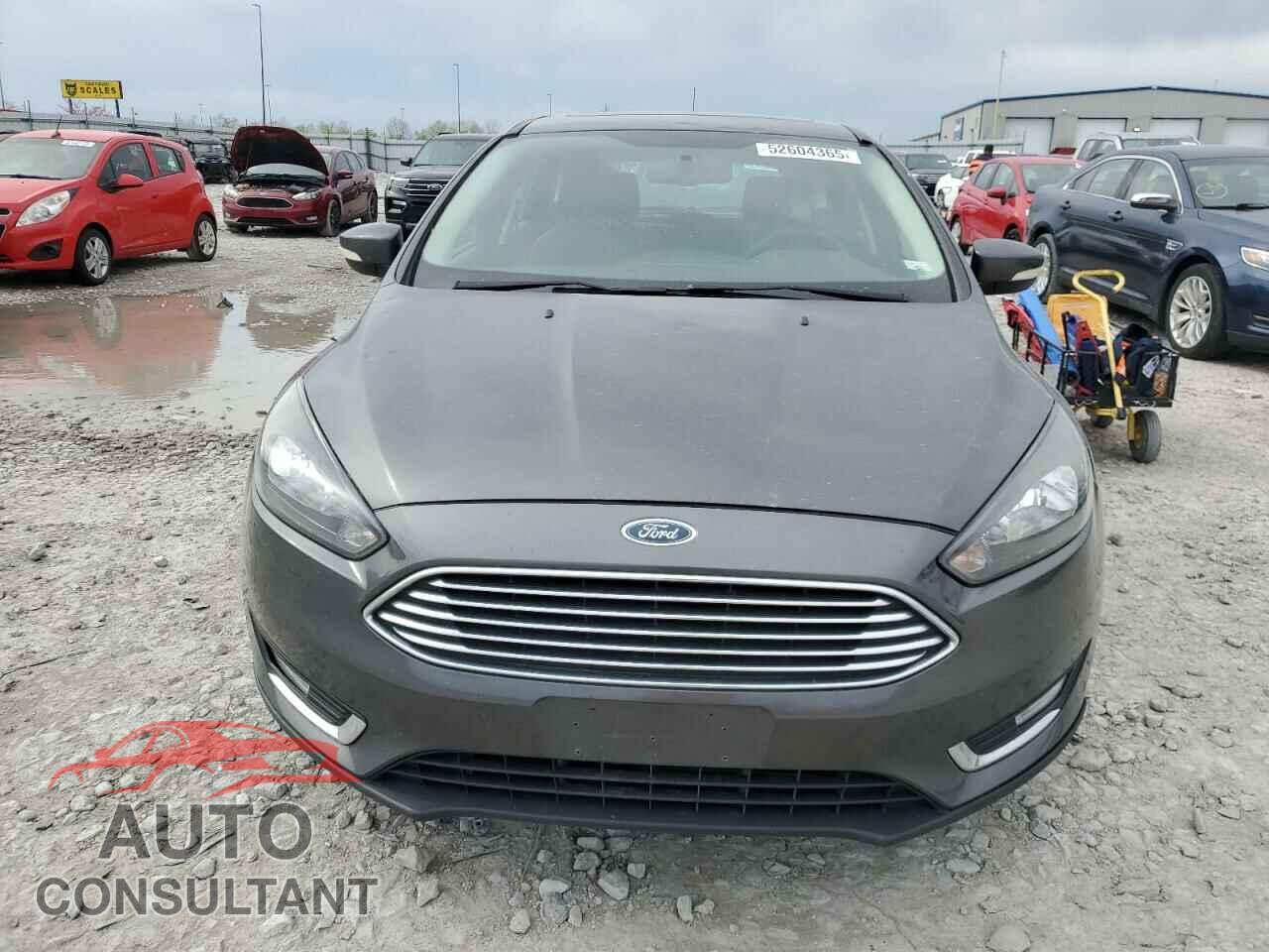 FORD FOCUS 2017 - 1FADP3N24HL320480