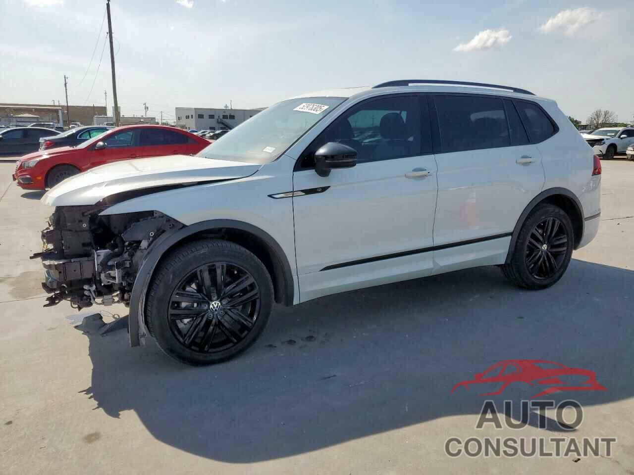 VOLKSWAGEN TIGUAN 2022 - 3VVCB7AX0NM161028