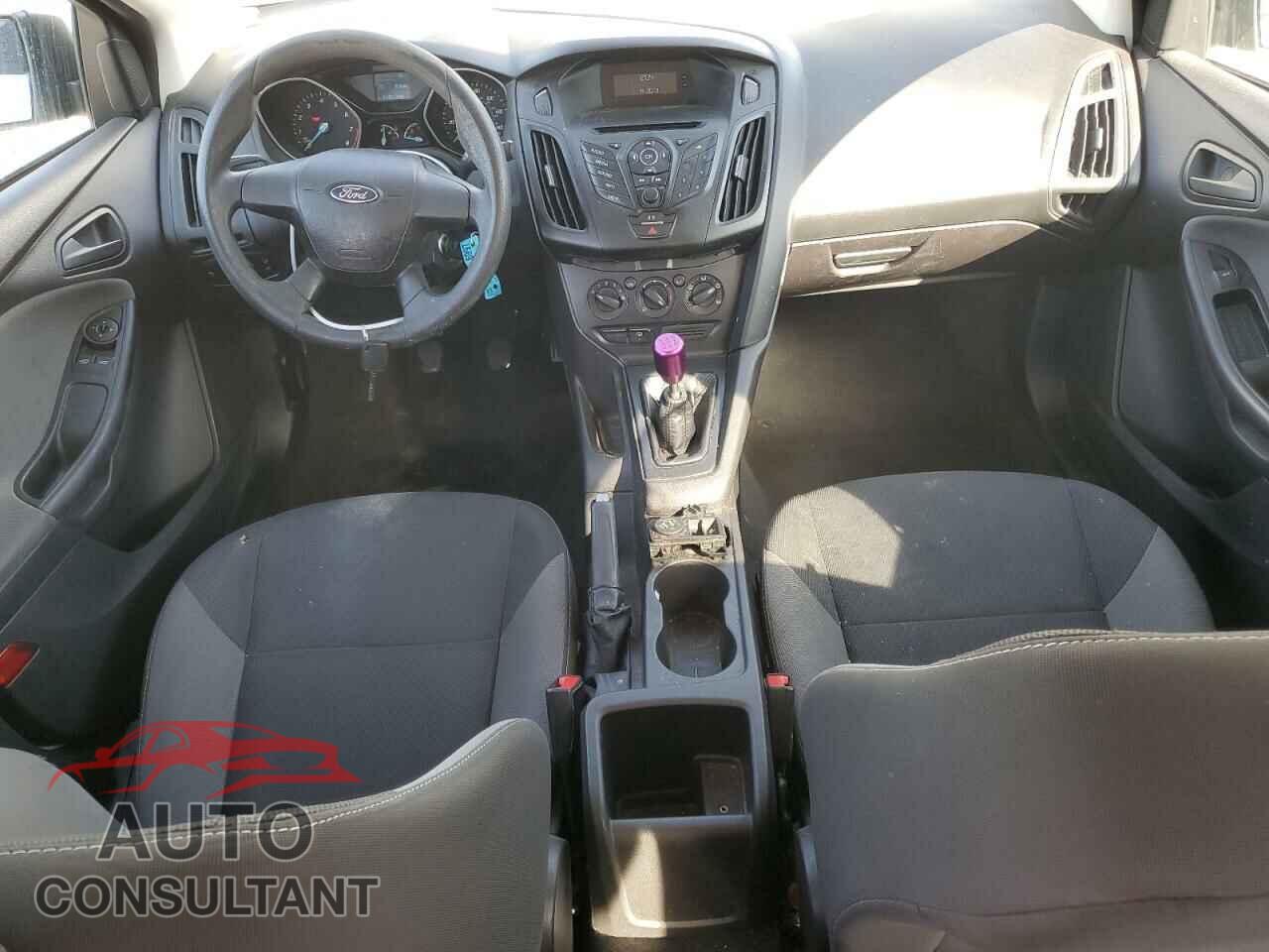 FORD FOCUS 2014 - 1FADP3E29EL225831