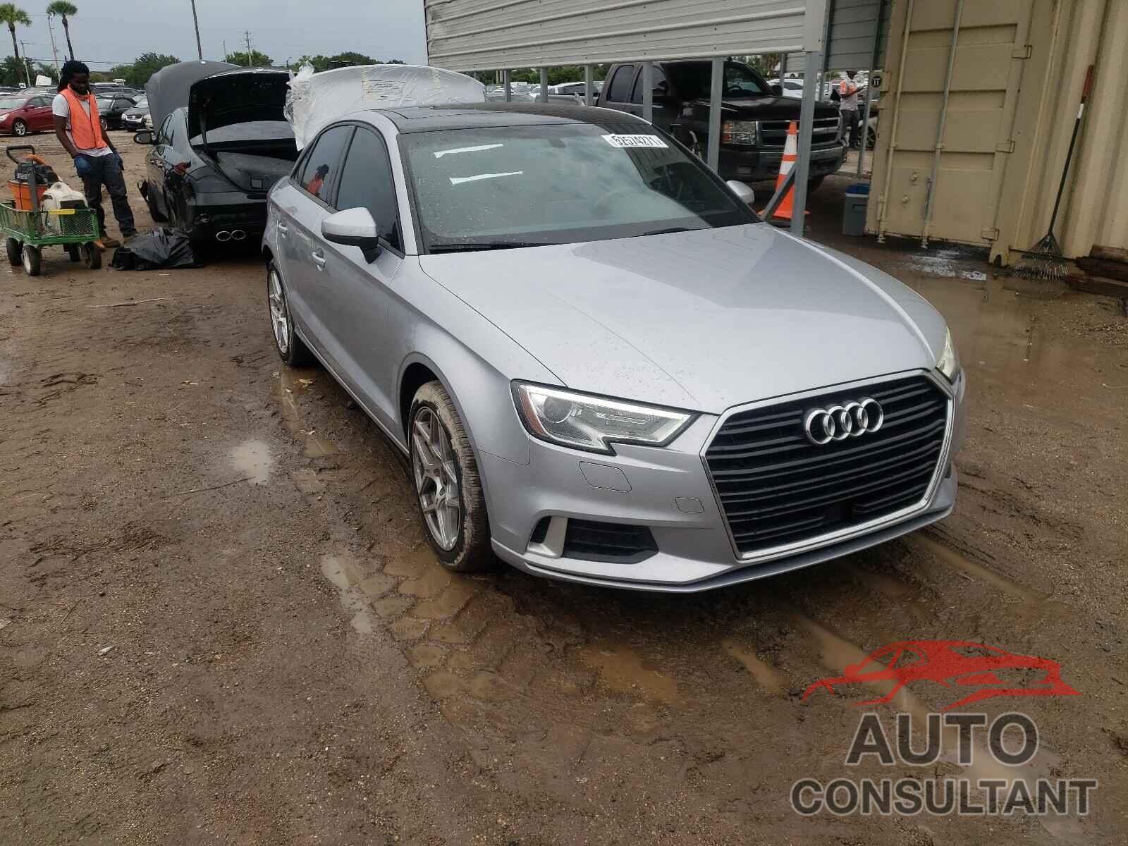 AUDI A3 2018 - WAUAUGFF3J1023519