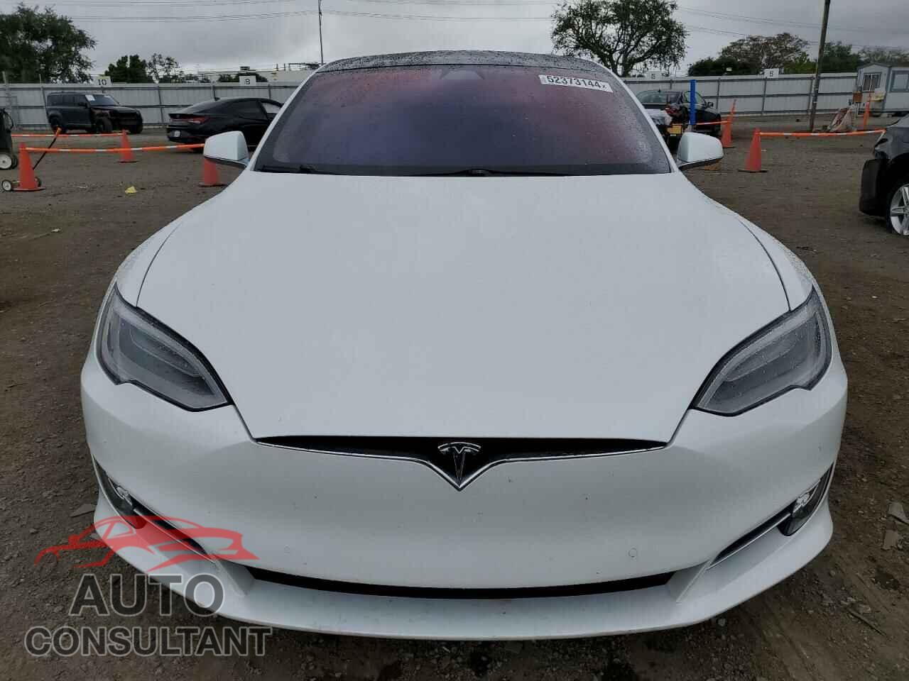 TESLA MODEL S 2018 - 5YJSA1E29JF265637