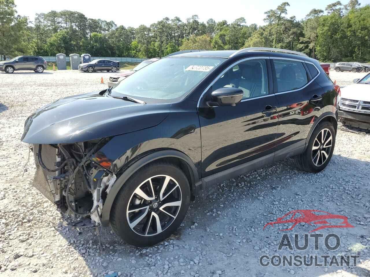 NISSAN ROGUE 2018 - JN1BJ1CP2JW153629