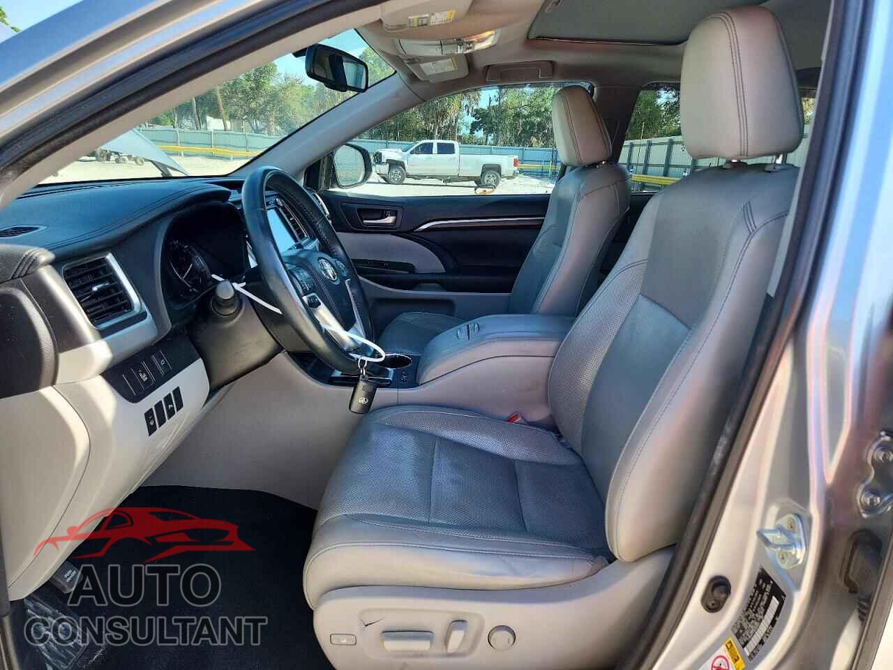TOYOTA HIGHLANDER 2016 - 5TDDKRFH7GS287051
