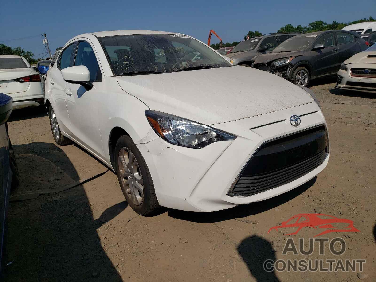 TOYOTA YARIS 2017 - 3MYDLBYV3HY186530