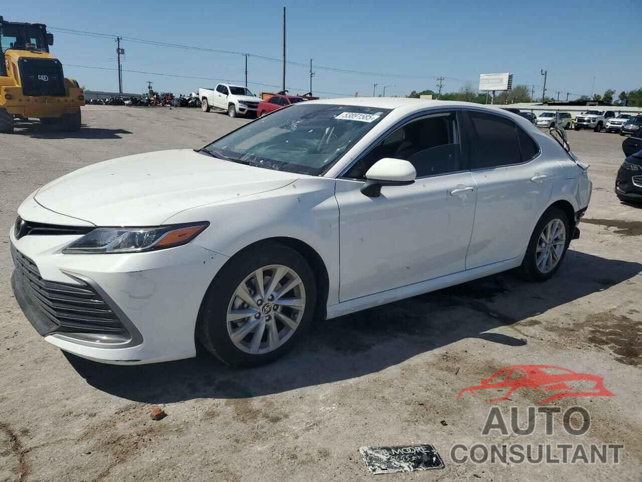 TOYOTA CAMRY 2022 - 4T1C11AK9NU691038