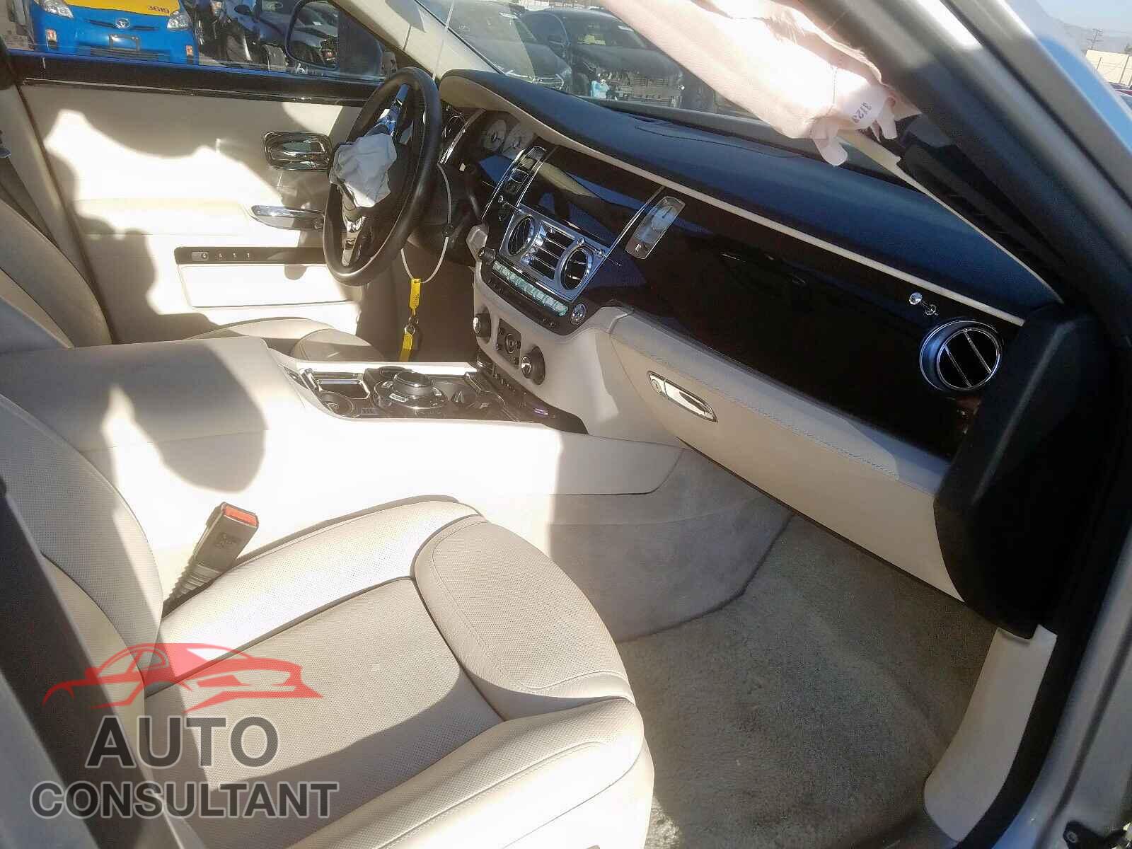 ROLLS-ROYCE ALL MODELS 2015 - SCA664S52FUX53336