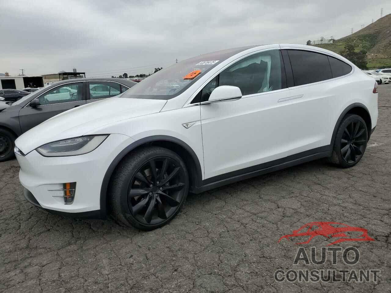 TESLA MODEL X 2016 - 5YJXCBE27GF007289