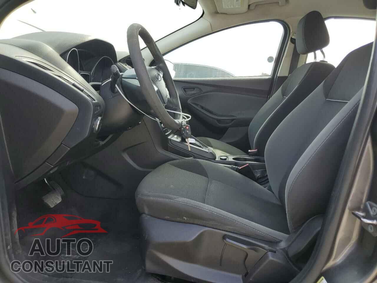 FORD FOCUS 2013 - 1FADP3E29DL145170